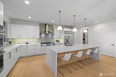 12301 NE 107th Street, Kirkland, WA 98033 - Photo 10