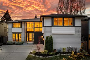 12301 NE 107th St, Kirkland, WA 98033 - Photo 2