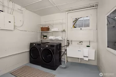 4340 NE 56th Street, Seattle, WA 98105 - Photo 24