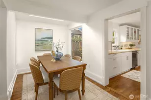 4340 NE 56th St, Seattle, WA 98105 - Photo 8