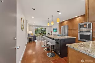 315 10th Ave S, Kirkland, WA 98033 - Photo 1