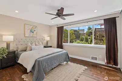 315 10th Avenue S #101, Kirkland, WA 98033 - Photo 8
