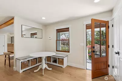 7238 Lakemont Boulevard SE, Bellevue, WA 98006 - Photo 10