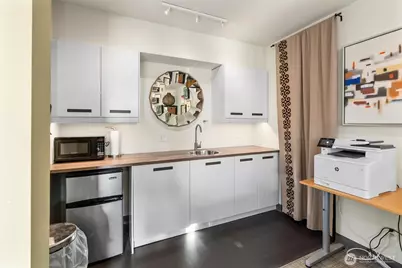3310 59th Avenue SW #A, Seattle, WA 98116 - Photo 32