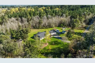 1327 196th Avenue NW, Home, WA 98349 - Photo 4