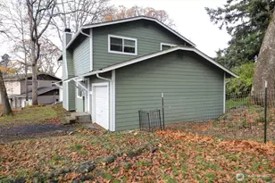 10603 - 10605 10th Ave Ct S, Tacoma, WA 98444 - Photo 4