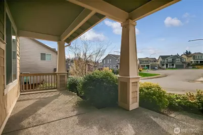 1004 SW 341st St, Federal Way, WA 98023 - Photo 2