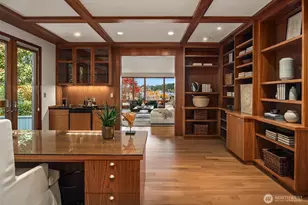 9626 SE 34th St, Mercer Island, WA 98040 - Photo 8