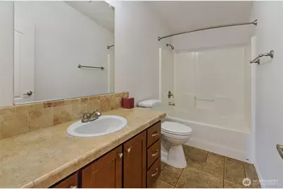 306 E H Street, Shelton, WA 98584 - Photo 16