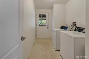 306 E H St, Shelton, WA 98584 - Photo 14