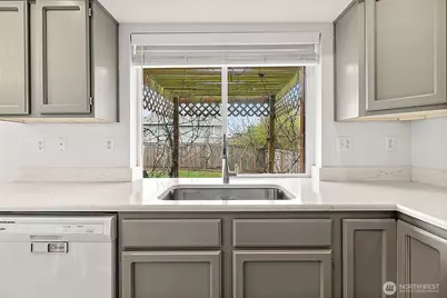 5207 Marshall Avenue SE, Auburn, WA 98092 - Photo 12