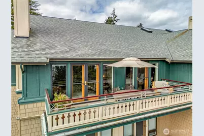 546 Wood Avenue SW #3K, Bainbridge Island, WA 98110 - Photo 32