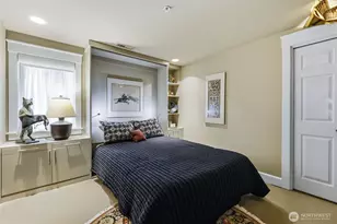 546 Wood Ave SW, Bainbridge Island, WA 98110 - Photo 26