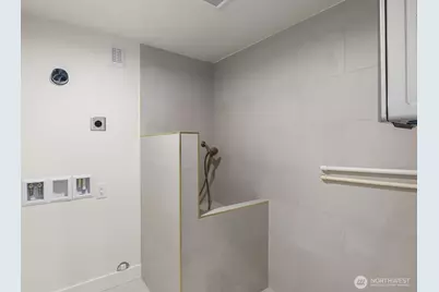 306 NW 45th Street, Seattle, WA 98107 - Photo 32