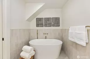 306 NW 45th St, Seattle, WA 98107 - Photo 26