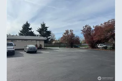 5737 Linderson Way SW, Tumwater, WA 98501 - Photo 14