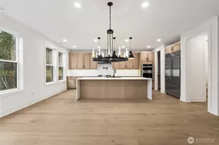 13756 SE 85th St, Newcastle, WA 98059 - Photo 12