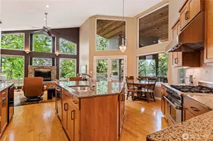 109 211th Pl NE, Sammamish, WA 98074 - Photo 8