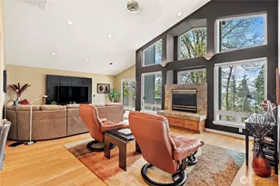 109 211th Pl NE, Sammamish, WA 98074 - Photo 12