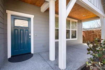 3817 Deskin Court, Anacortes, WA 98221 - Photo 2