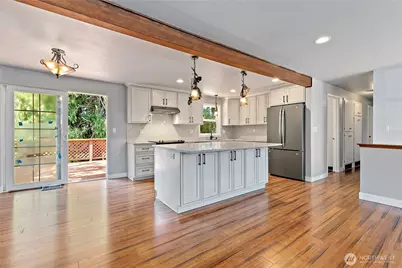 18228 42nd Place W, Lynnwood, WA 98037 - Photo 6