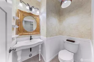 800 S Park St, Lynden, WA 98264 - Photo 18