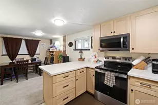 2030 S Kent Des Moines Rd, Des Moines, WA 98198 - Photo 26