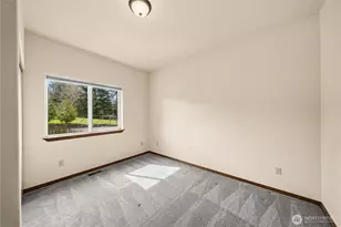10404 210th Ln SW, Rochester, WA 98579 - Photo 16