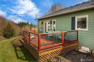 10404 210th Ln SW, Rochester, WA 98579 - Photo 8