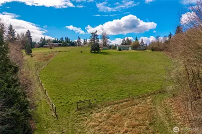 10404 210th Lane SW, Rochester, WA 98579 - Photo 4