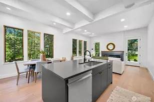 1324 Birch St, Bellingham, WA 98229 - Photo 16