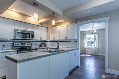 913 E McKinley Road, Tacoma, WA 98404 - Photo 10