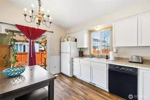 14902 44th Dr NE, Marysville, WA 98271 - Photo 6