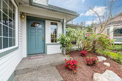 2064 Hoquiam Court NE, Renton, WA 98059 - Photo 2