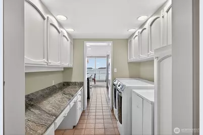 610 Front Street #302, Mukilteo, WA 98275 - Photo 28