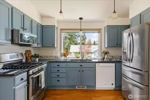 5295 Bounty Loop, Freeland, WA 98249 - Photo 10