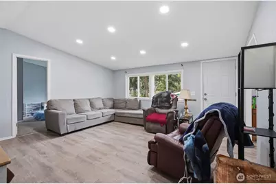 28602 75th Ave S, Roy, WA 98580 - Photo 4