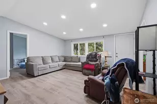 28602 75th Ave S, Roy, WA 98580 - Photo 4