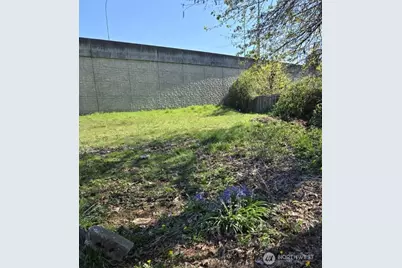 418 3rd Street SW, Auburn, WA 98001 - Photo 4