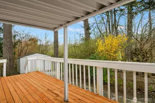 18425 NE 95th St, Redmond, WA 98052 - Photo 22