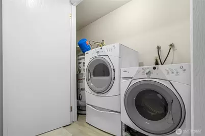 1301 S Puget Drive #A16, Renton, WA 98055 - Photo 28