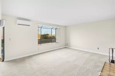 1301 S Puget Drive #A16, Renton, WA 98055 - Photo 4