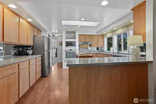 922 240th Pl SW, Bothell, WA 98021 - Photo 6