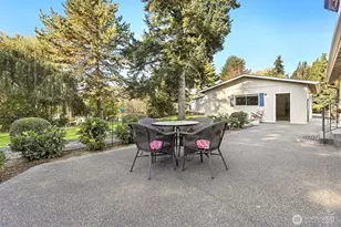 922 240th Pl SW, Bothell, WA 98021 - Photo 28
