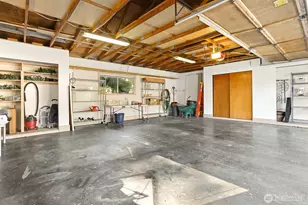 922 240th Pl SW, Bothell, WA 98021 - Photo 40