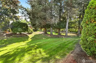 922 240th Pl SW, Bothell, WA 98021 - Photo 34
