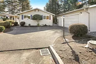 922 240th Pl SW, Bothell, WA 98021 - Photo 2