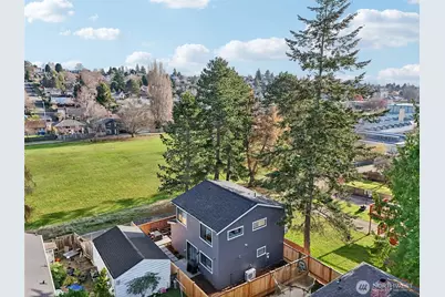 2644 34th Avenue W, Seattle, WA 98199 - Photo 22