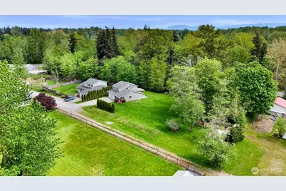 3984 Probert Place, Bellingham, WA 98225 - Photo 2