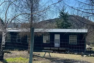 139 Valley Rd, Brewster, WA 98812 - Photo 1